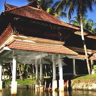 Aquaserenne Backwater Resort Kollam